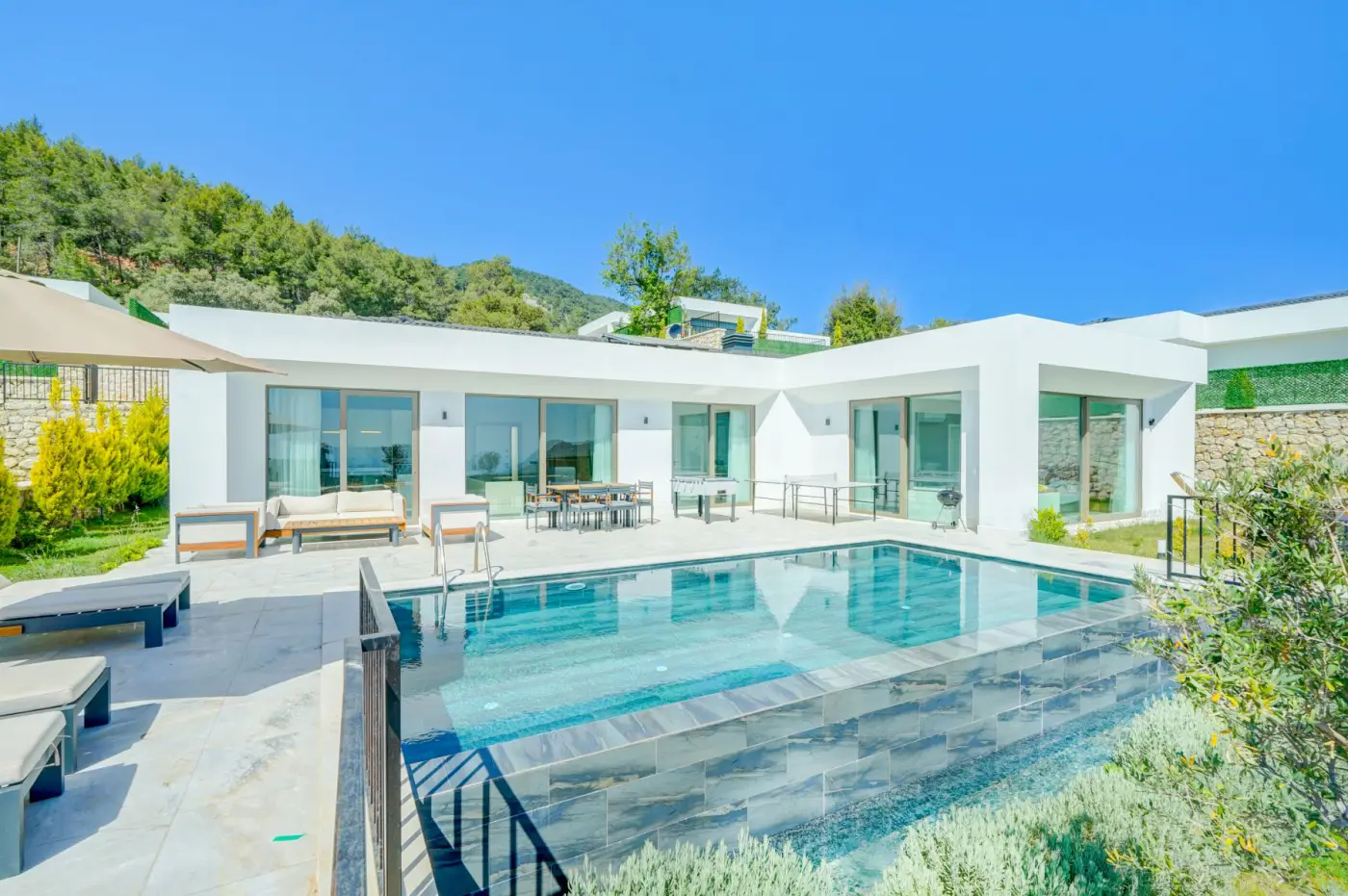 Villa Jupiter Planet